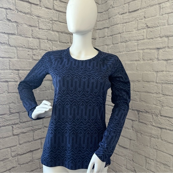 Patagonia woman’s long sleeve top - Picture 2 of 7